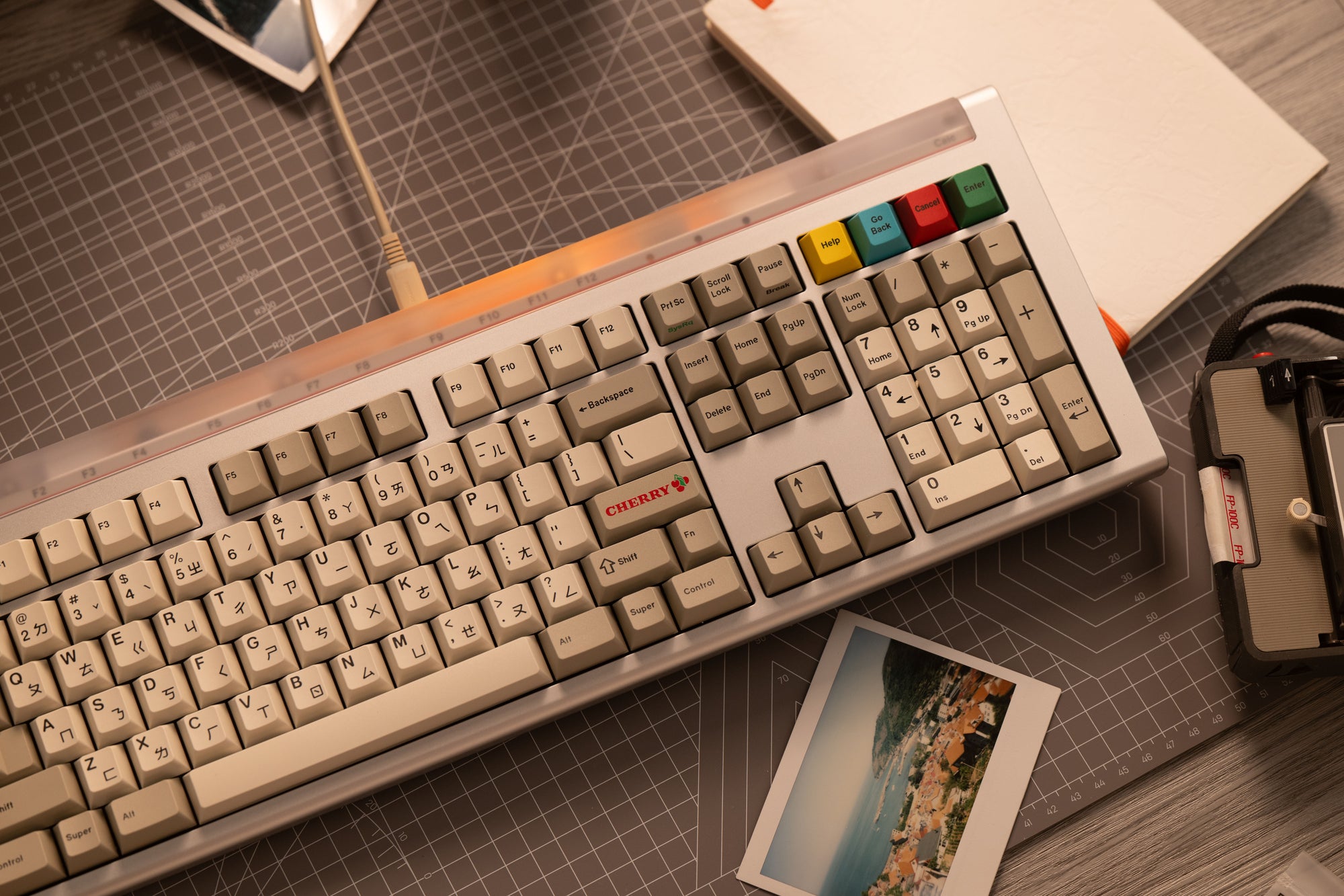 Class100 - Keyboard Kit (Group-Buy)