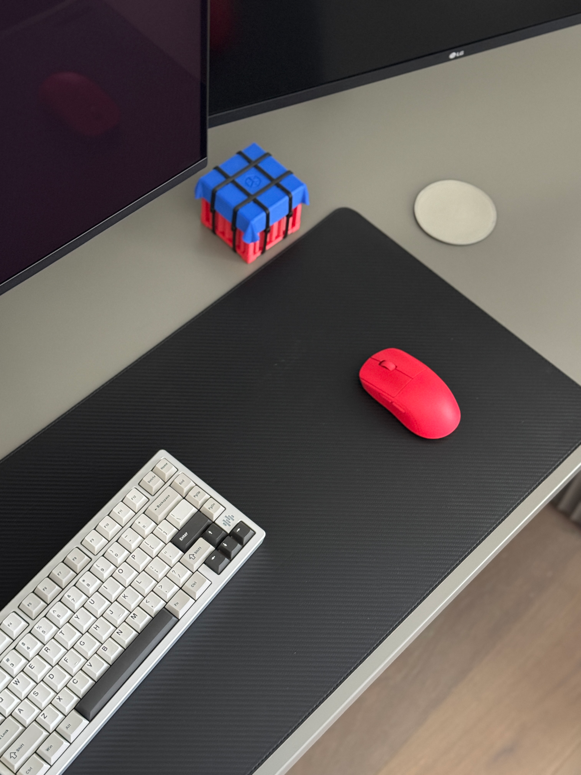 SwitchKeys Carbon Fibre Deskmat